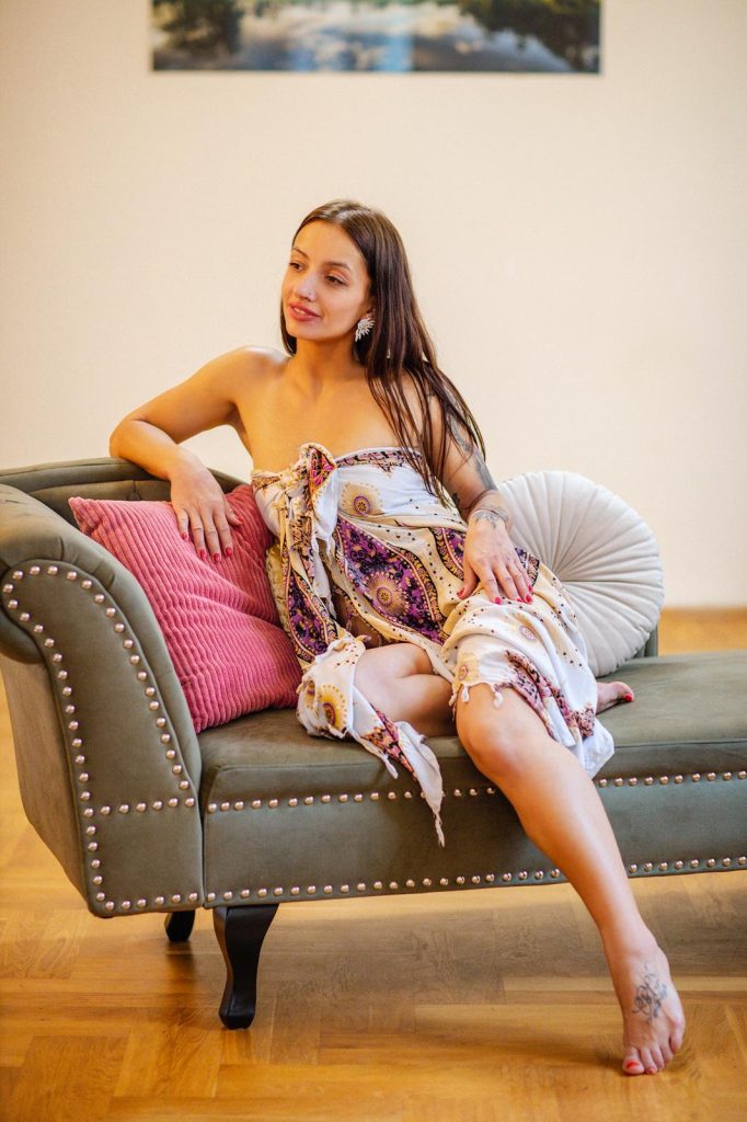 8355a244 431d 4f98 9571 b77792a07d3b